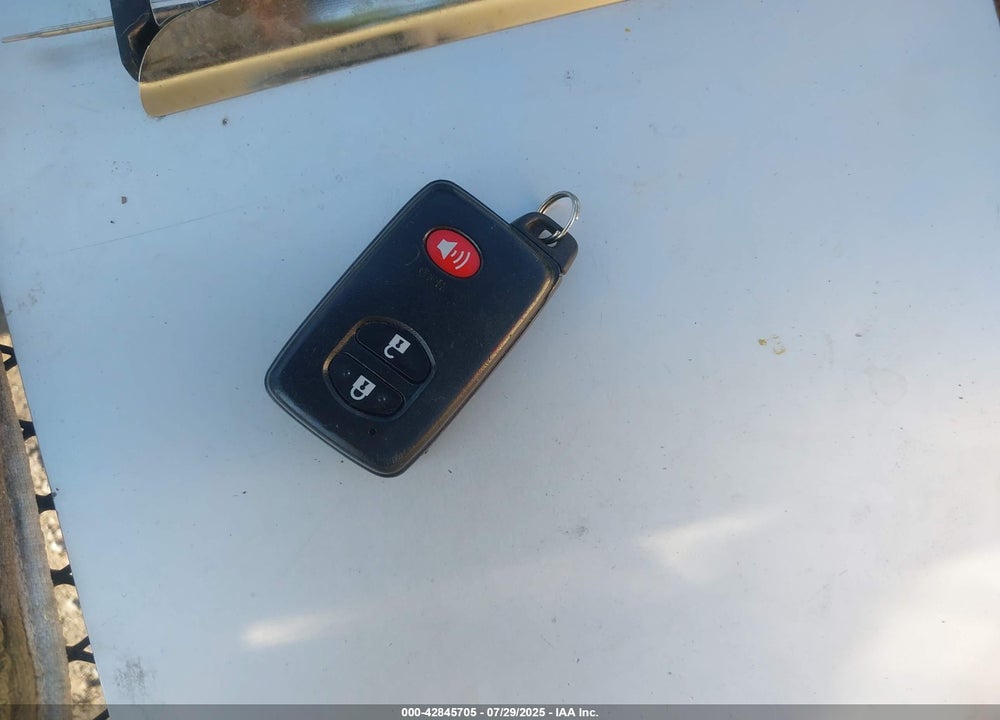 2013 TOYOTA PRIUS VIN: JTDKN3DU7D1656205