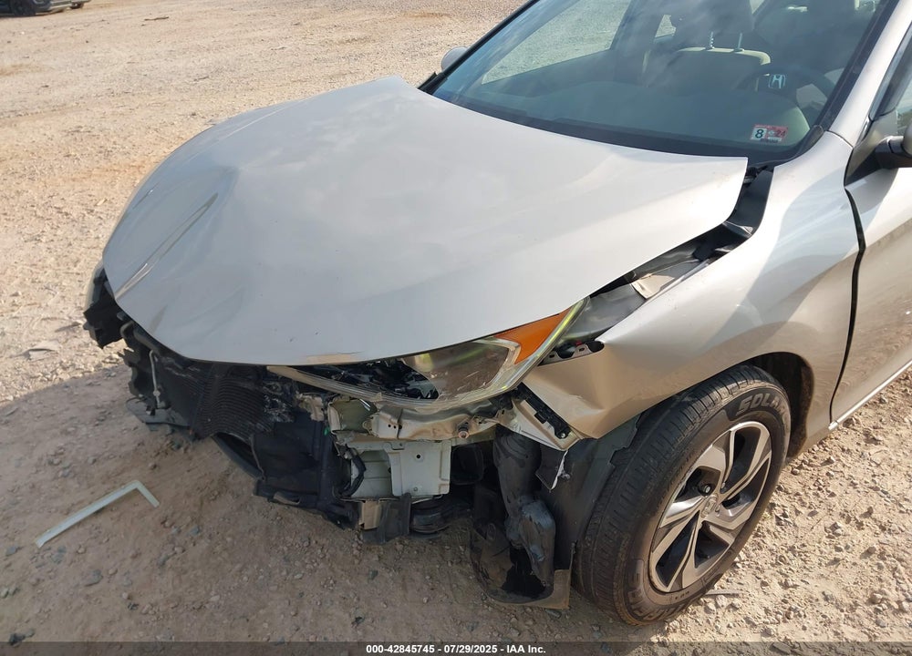 2016 HONDA ACCORD VIN: 1HGCR2F38GA147219