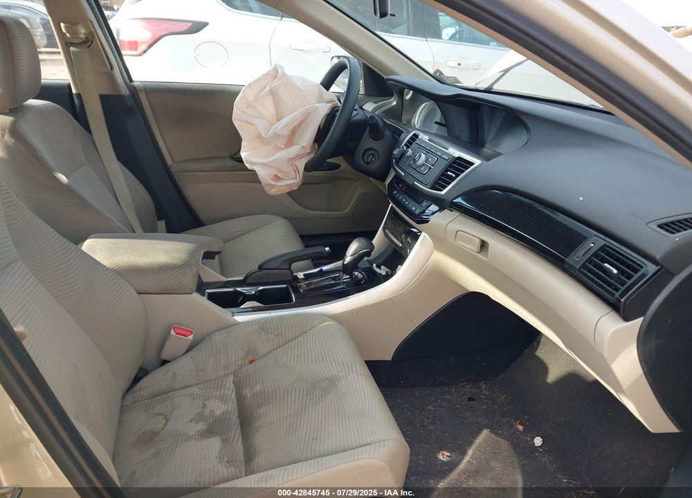 2016 HONDA ACCORD VIN: 1HGCR2F38GA147219