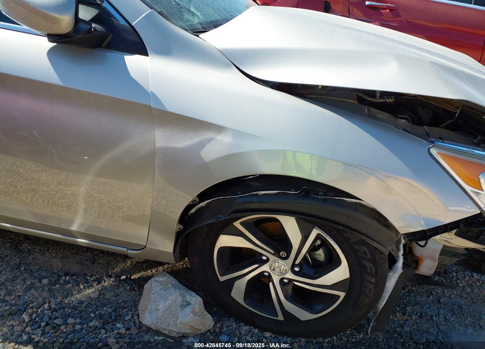 2016 HONDA ACCORD VIN: 1HGCR2F38GA147219