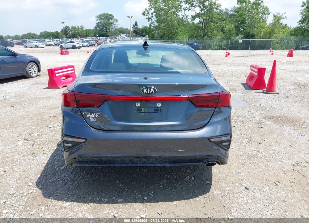 2020 KIA FORTE VIN: 3KPF24AD2LE202895