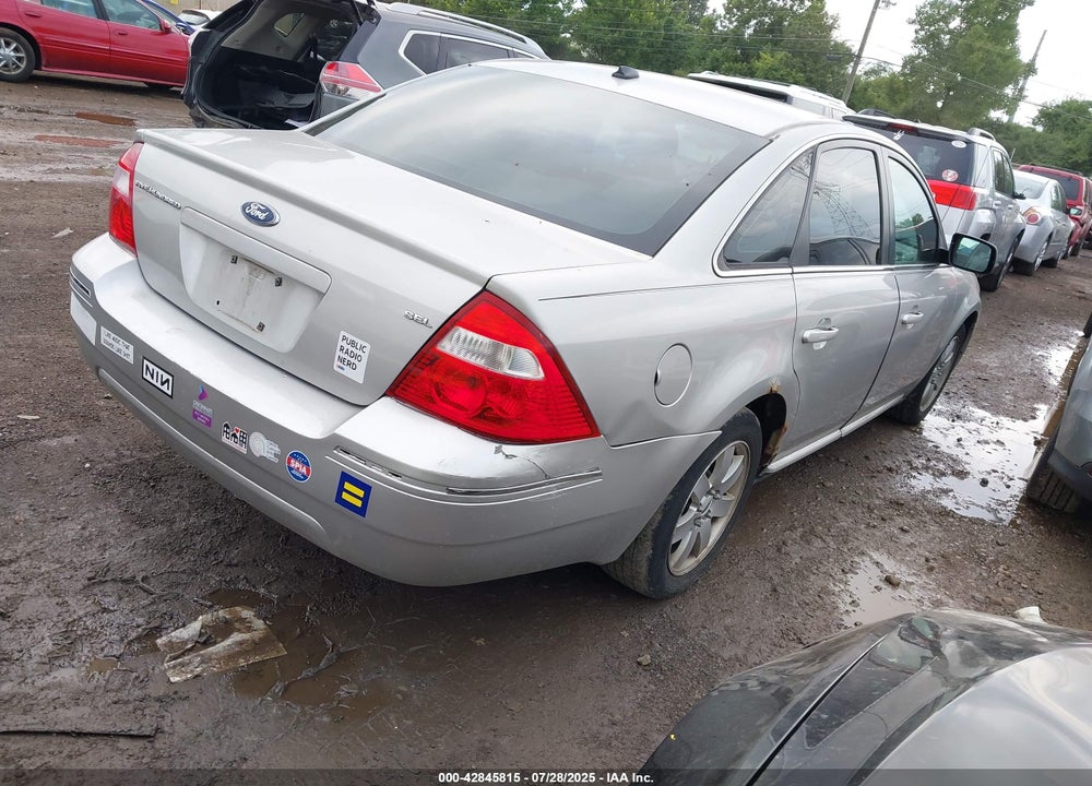 2007 FORD FIVE HUNDRED VIN: 1FAFP24167G100955
