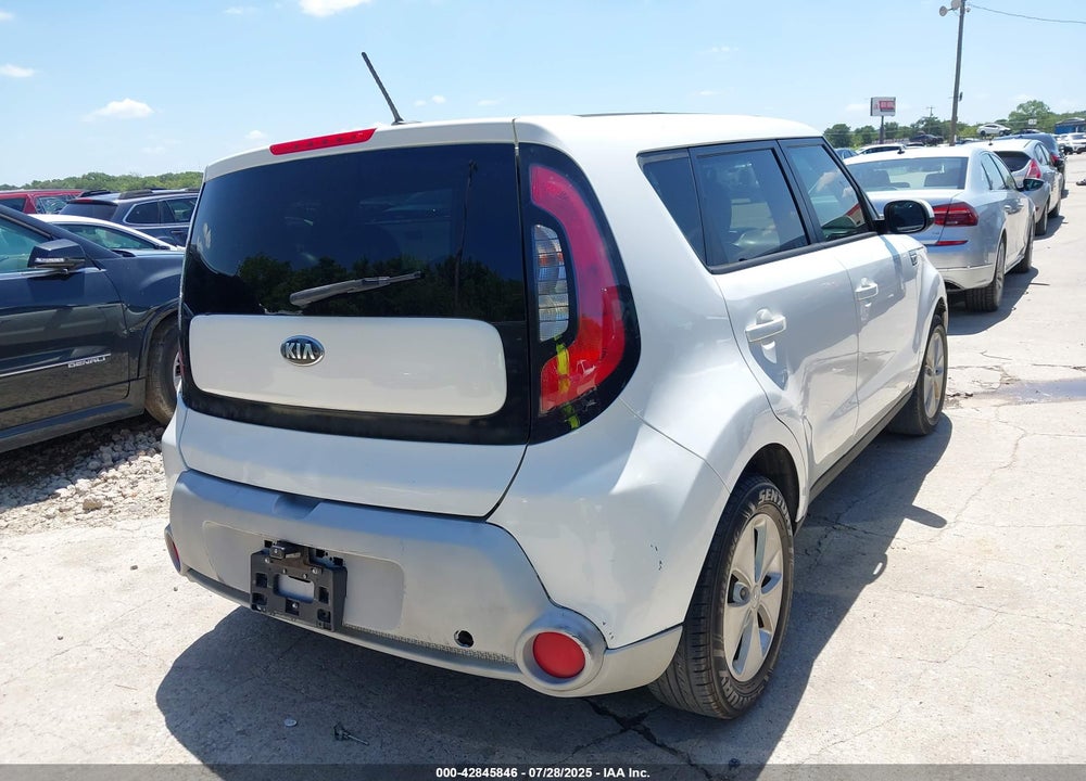2015 KIA SOUL VIN: KNDJN2A27F7176769
