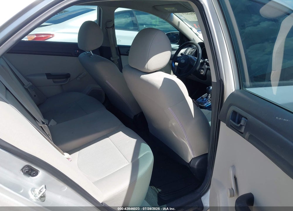 2011 KIA FORTE VIN: KNAFT4A23B5349648
