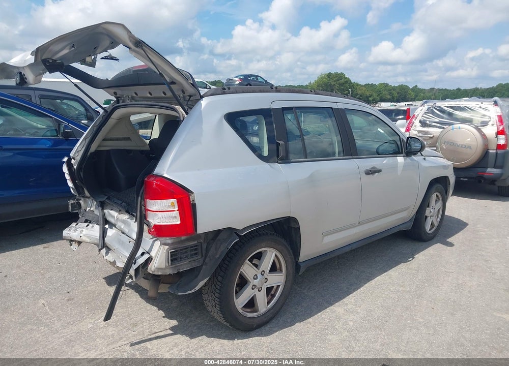 2008 JEEP COMPASS SPORT VIN: 1J8FT47W68D570164