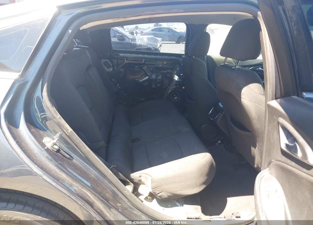 2019 CHEVROLET MALIBU VIN: 1G1ZD5STXKF214177