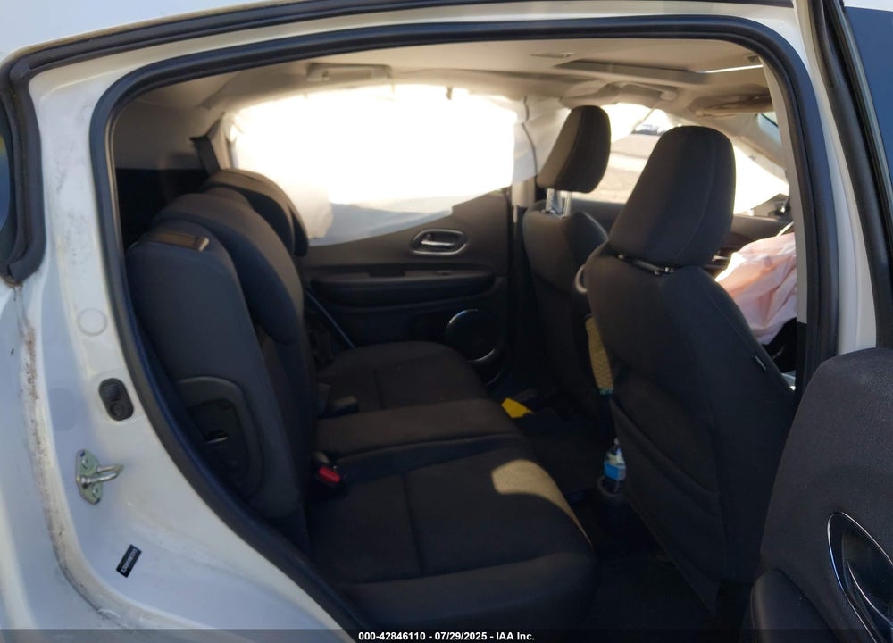 2019 HONDA HR-V VIN: 3CZRU6H54KM732415
