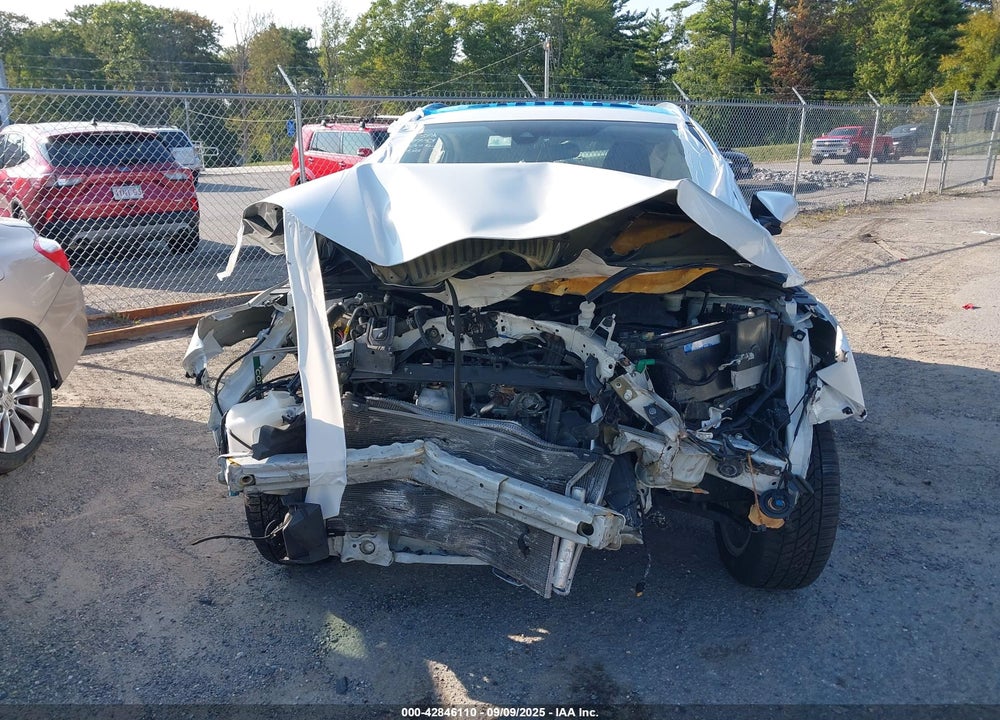2019 HONDA HR-V VIN: 3CZRU6H54KM732415