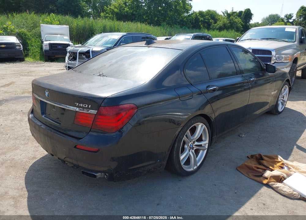 2013 BMW 7 SERIES VIN: WBAYA6C50DD143312