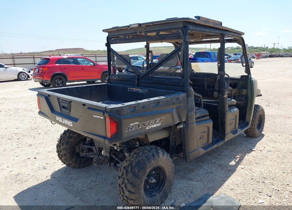 2015 POLARIS RANGER CREW 570 FULL-SIZE VIN: 3NSRUA579FG881758