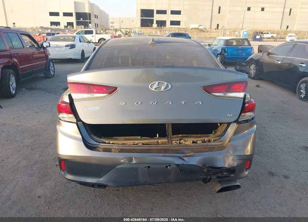 2018 HYUNDAI SONATA SE VIN: 5NPE24AF5JH703009