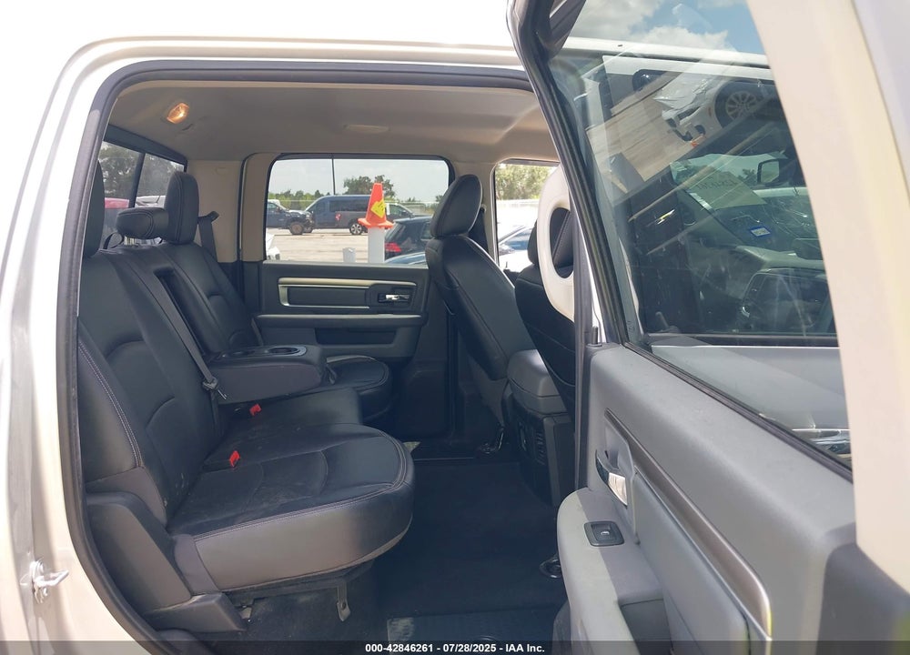 2017 RAM 1500 VIN: 3C6RR7LT4HG607951