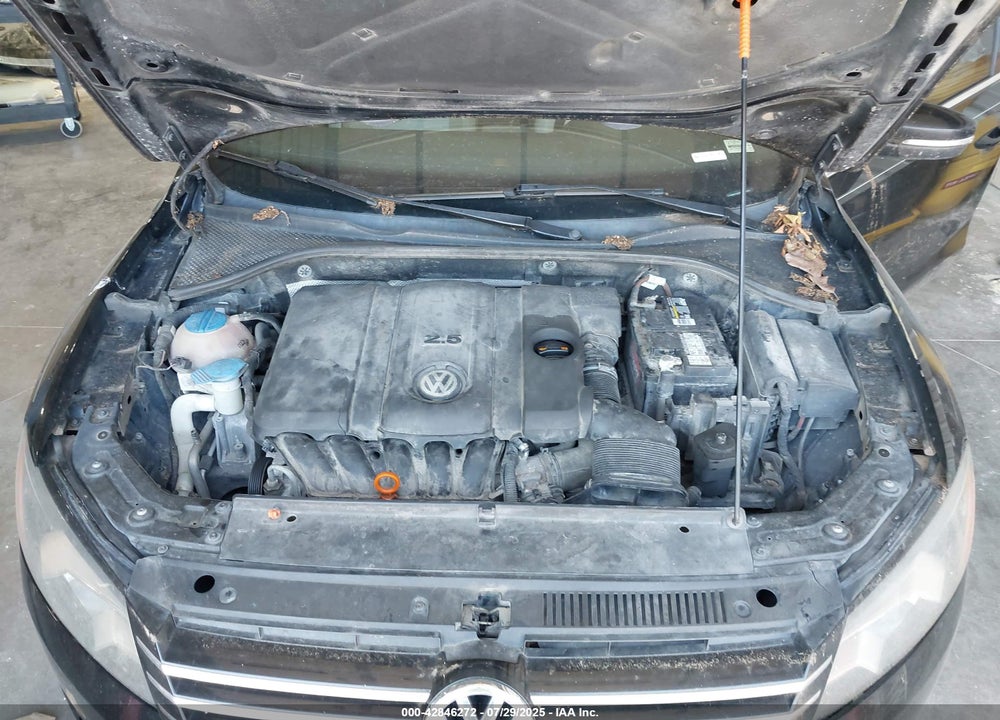 2013 VOLKSWAGEN PASSAT VIN: 1VWBH7A30DC054337