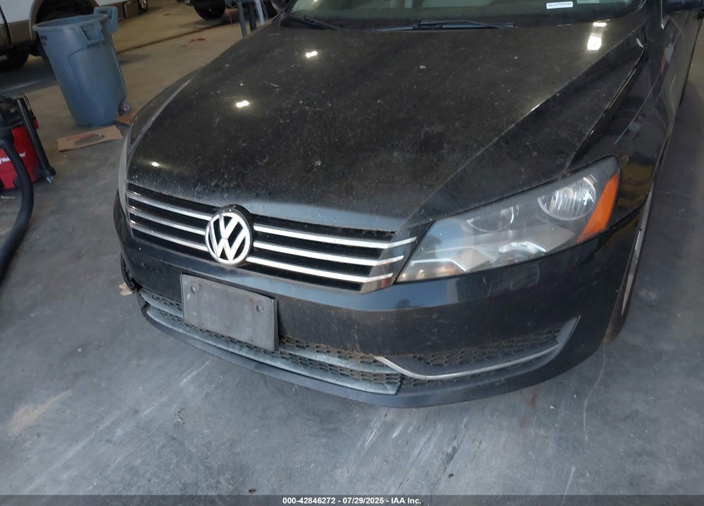 2013 VOLKSWAGEN PASSAT VIN: 1VWBH7A30DC054337