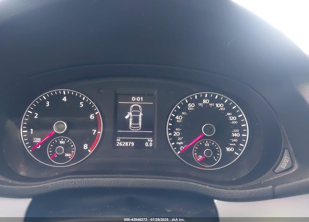 2013 VOLKSWAGEN PASSAT VIN: 1VWBH7A30DC054337