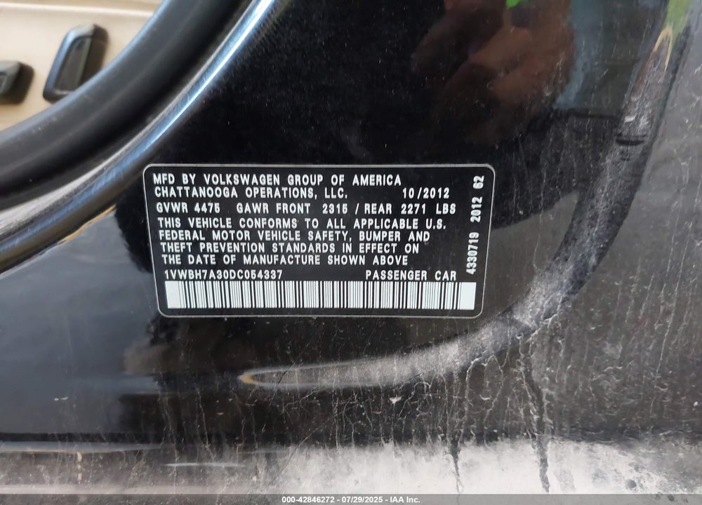 2013 VOLKSWAGEN PASSAT VIN: 1VWBH7A30DC054337
