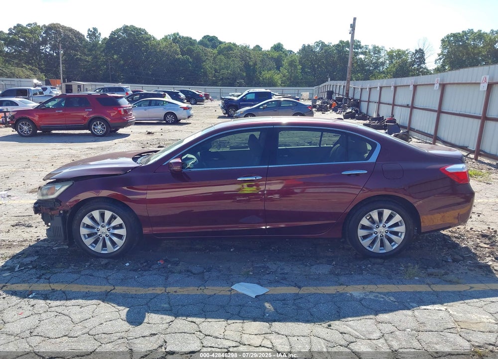 2013 HONDA ACCORD VIN: 1HGCR3F9XDA008862