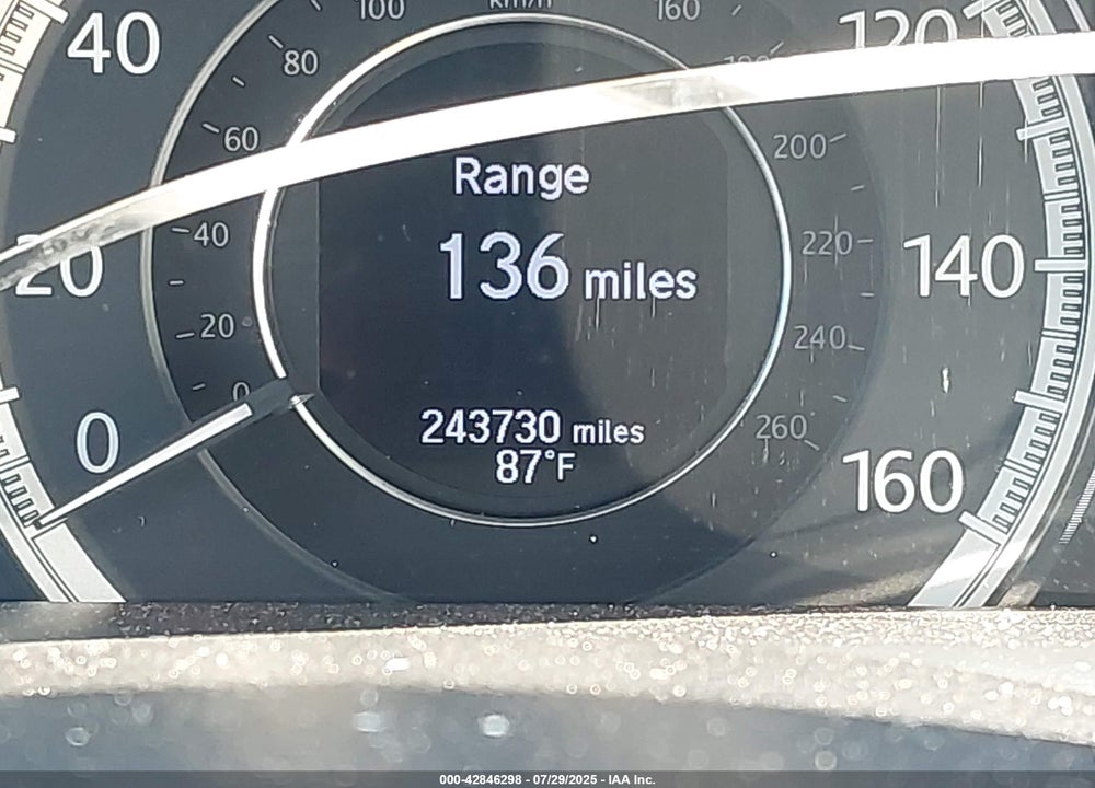 2013 HONDA ACCORD VIN: 1HGCR3F9XDA008862