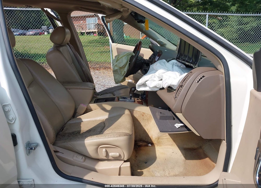 2006 CADILLAC SRX VIN: 1GYEE637260210749