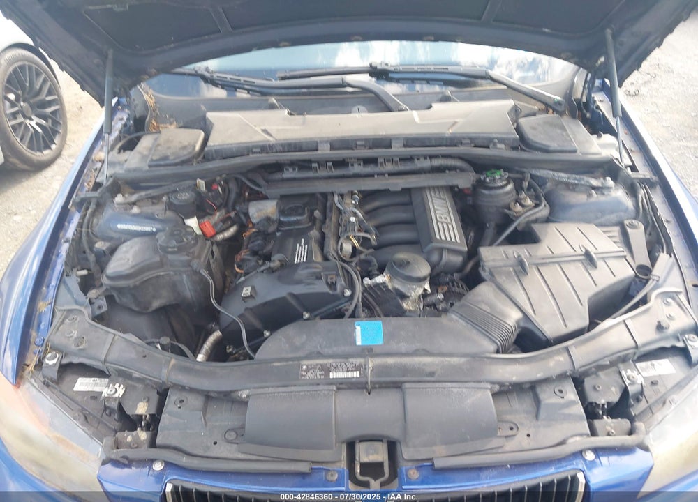 2008 BMW 328XI VIN: WBAVC93558K039897