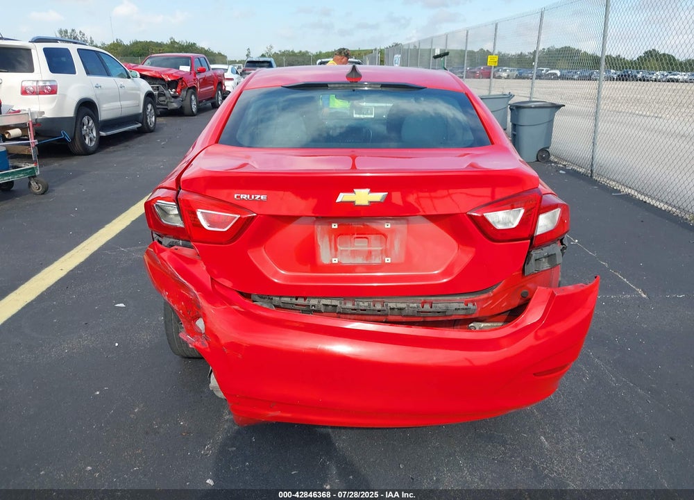 2019 CHEVROLET CRUZE LS VIN: 1G1BC5SM8K7130656