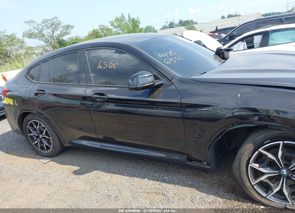 2024 BMW X4 VIN: 5UX33DT00R9V92966
