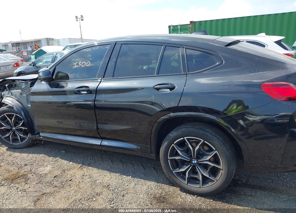 2024 BMW X4 VIN: 5UX33DT00R9V92966