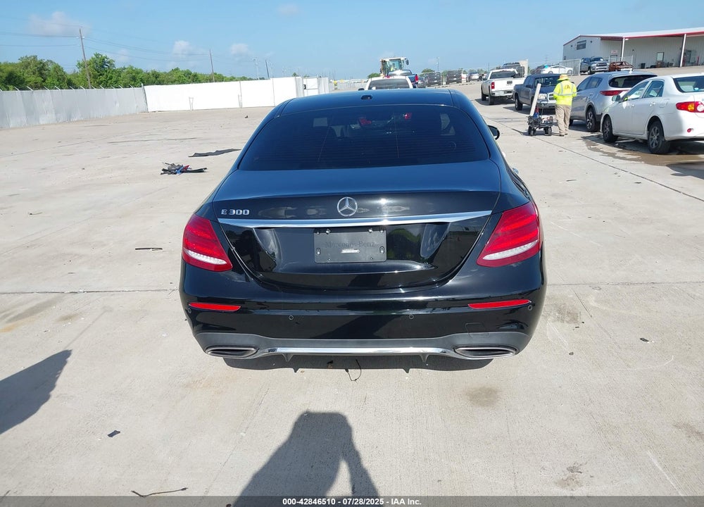 2017 MERCEDES-BENZ E-CLASS VIN: WDDZF4JB8HA098459