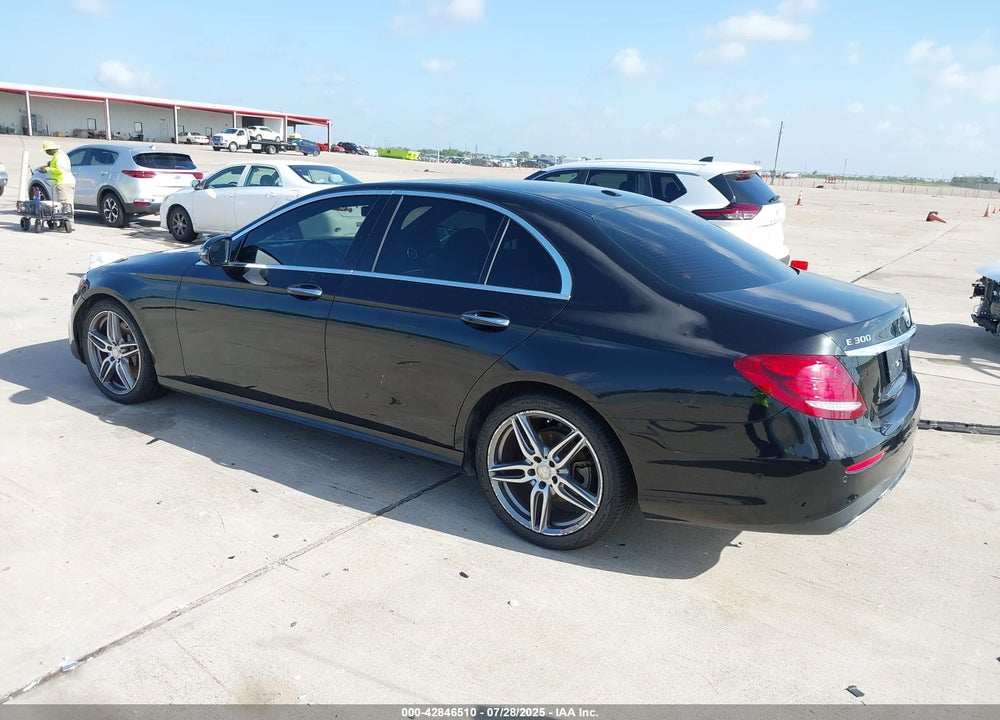 2017 MERCEDES-BENZ E-CLASS VIN: WDDZF4JB8HA098459