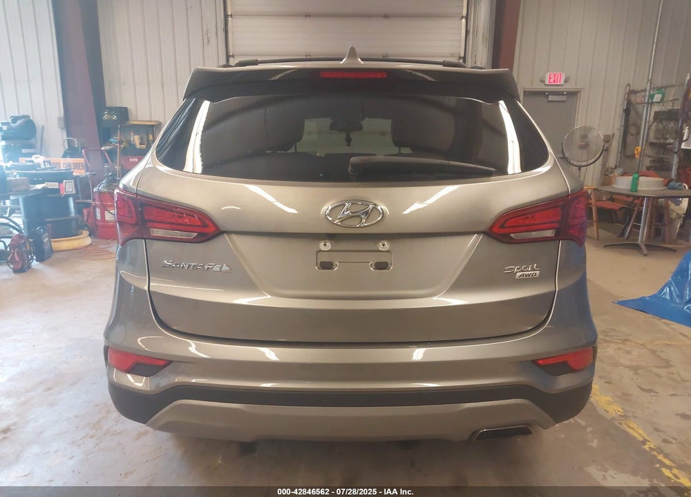 2018 HYUNDAI SANTA FE SPORT 2.4L VIN: 5NMZUDLB2JH072593