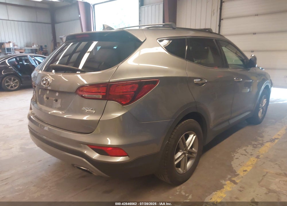2018 HYUNDAI SANTA FE SPORT 2.4L VIN: 5NMZUDLB2JH072593