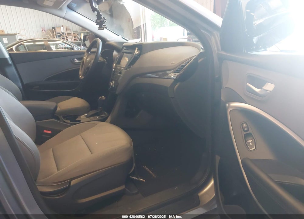2018 HYUNDAI SANTA FE SPORT 2.4L VIN: 5NMZUDLB2JH072593