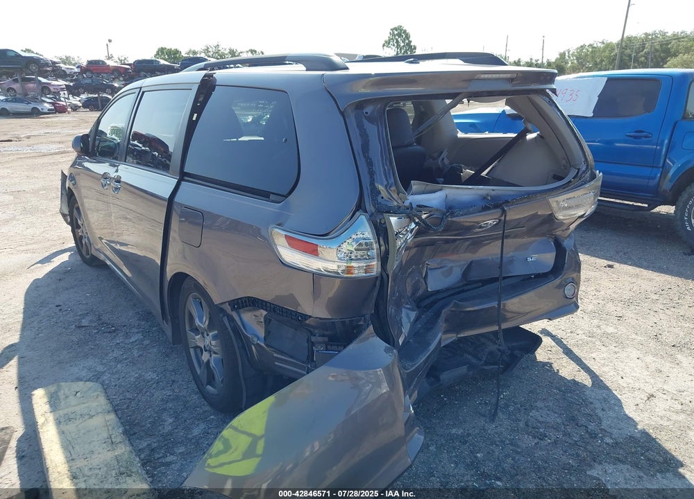 2017 TOYOTA SIENNA VIN: 5TDXZ3DC3HS797587