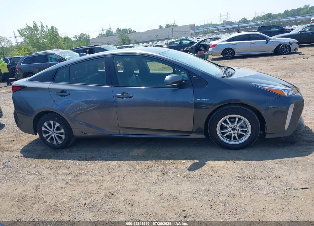 2022 TOYOTA PRIUS VIN: JTDL9MFU7N3034205