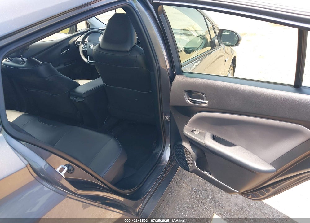 2022 TOYOTA PRIUS VIN: JTDL9MFU7N3034205