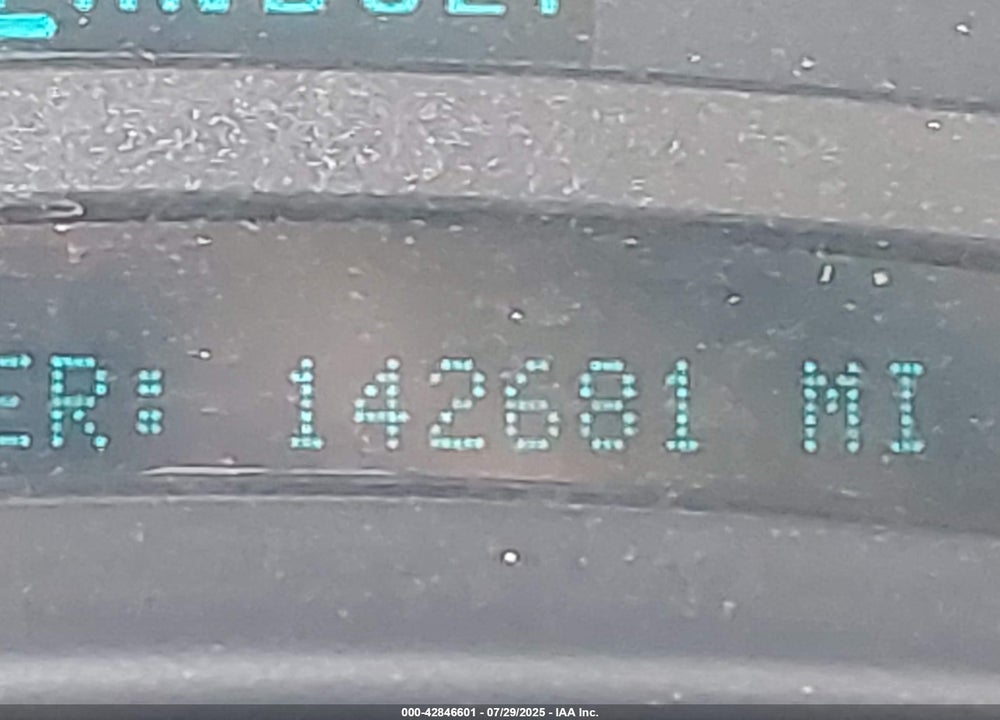 2004 GMC YUKON SLE VIN: 1GKEC13V34J248452