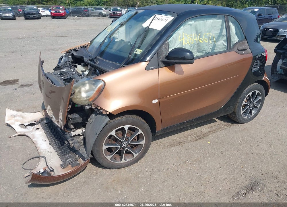 2016 SMART FORTWO VIN: WMEFJ5DA1GK068184