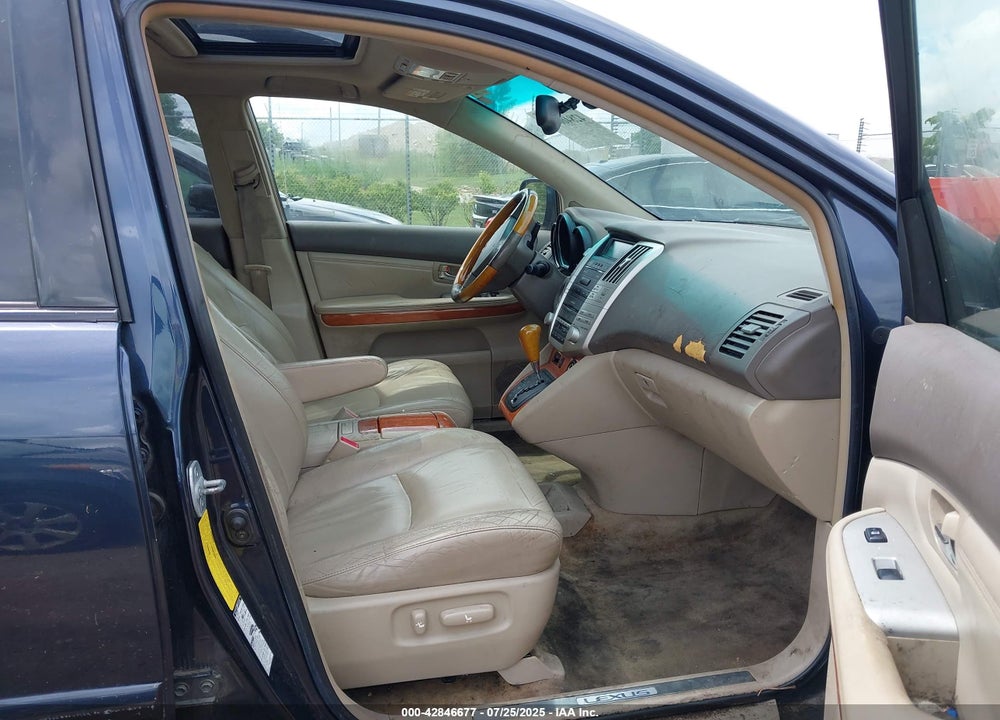 2004 LEXUS RX 330 VIN: JTJHA31U140053523