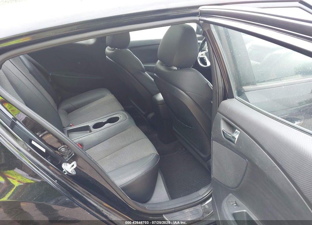 2013 HYUNDAI VELOSTER VIN: KMHTC6ADXDU164374