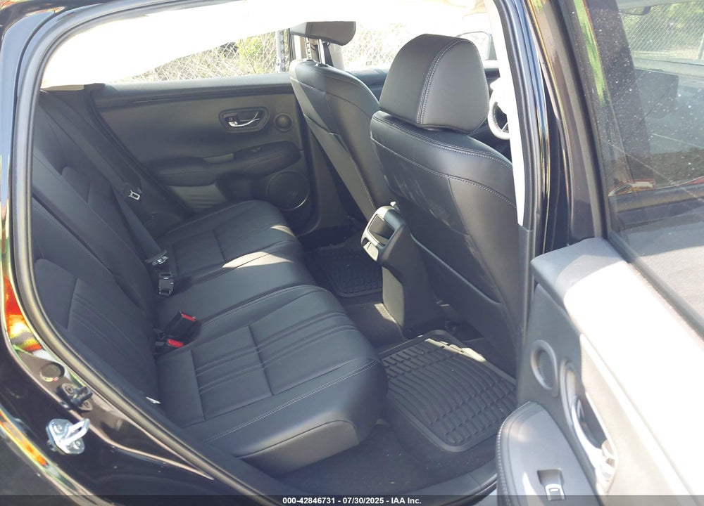 2025 HONDA HR-V AWD EX-L VIN: 3CZRZ2H74SM756242
