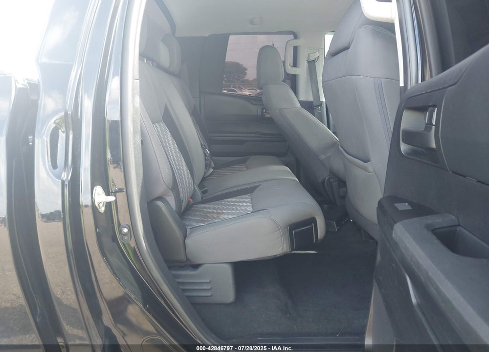 2019 TOYOTA TUNDRA VIN: 5TFRM5F18KX140736