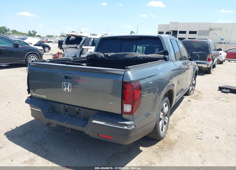 2019 HONDA RIDGELINE VIN: 5FPYK2F52KB002825
