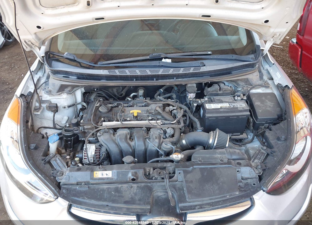 2013 HYUNDAI ELANTRA VIN: KMHDH4AE7DU820694