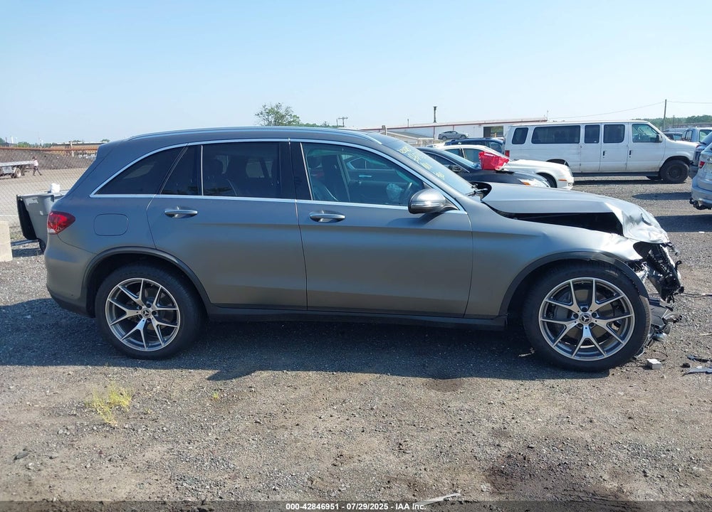 2021 MERCEDES-BENZ GLC 300 4MATIC SUV VIN: W1N0G8EB4MF989386