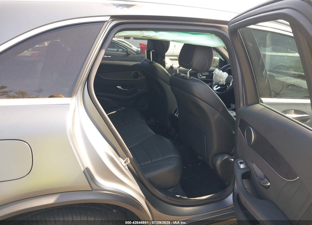 2021 MERCEDES-BENZ GLC 300 4MATIC SUV VIN: W1N0G8EB4MF989386