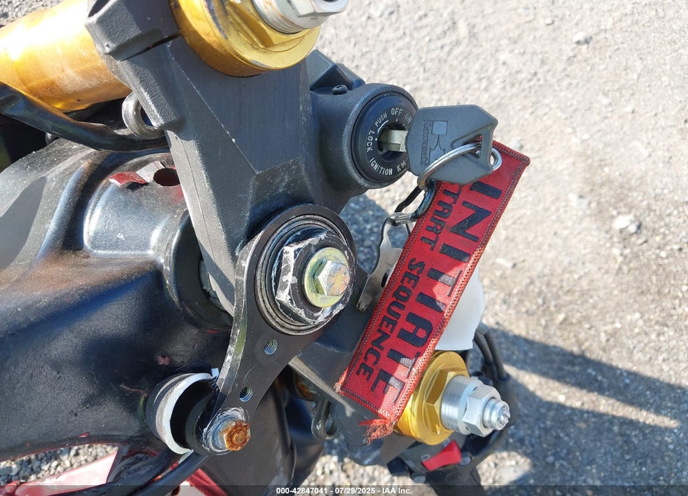 2006 KAWASAKI ZX636 C1 VIN: JKBZXJC146A040569