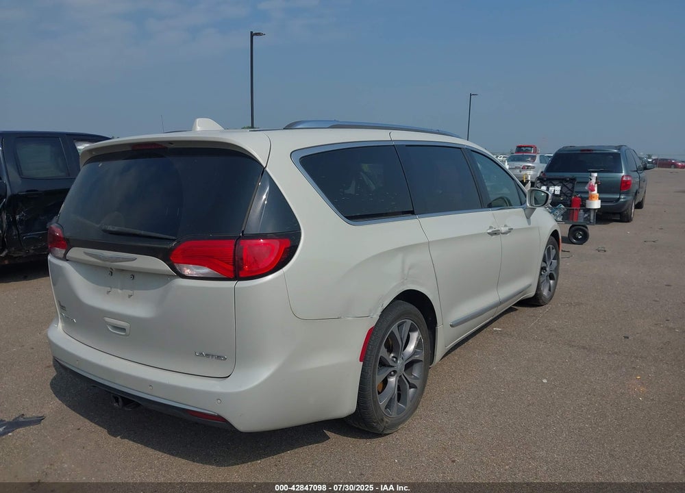 2017 CHRYSLER PACIFICA LIMITED VIN: 2C4RC1GG2HR597788