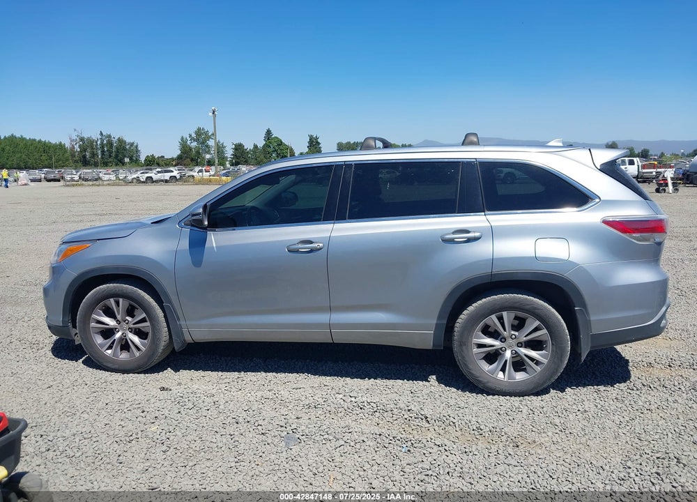 2014 TOYOTA HIGHLANDER VIN: 5TDJKRFH5ES064233