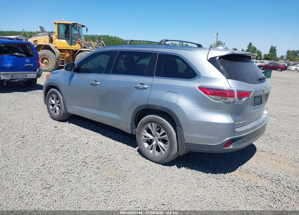 2014 TOYOTA HIGHLANDER VIN: 5TDJKRFH5ES064233