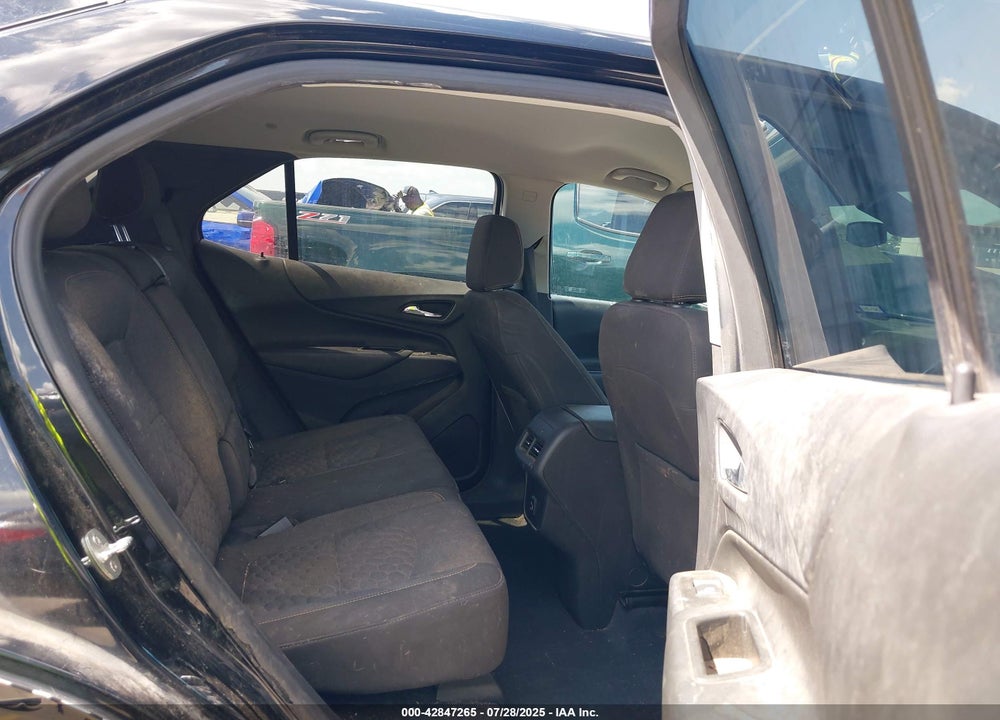 2021 CHEVROLET EQUINOX VIN: 3GNAXKEV7ML402565